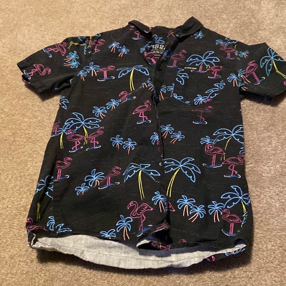 Dress shirt - Picture 1 of 2